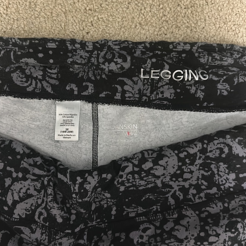 Danskin Now Leggings - Picture 3 of 3